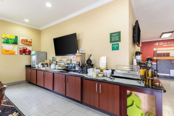 Quality Inn Leesville (Sandy Hill)